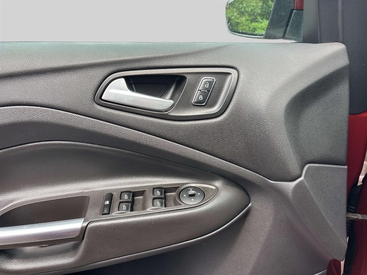 Ford Escape 4WD 4dr SE 2014