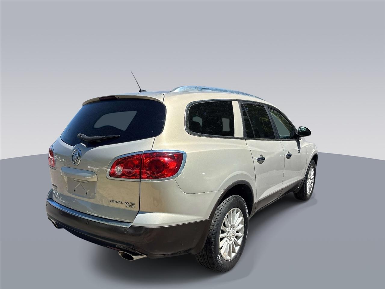 Buick Enclave FWD 4dr CXL-1 2011