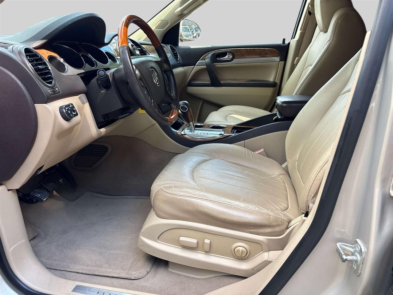 Buick Enclave FWD 4dr CXL-1 2011