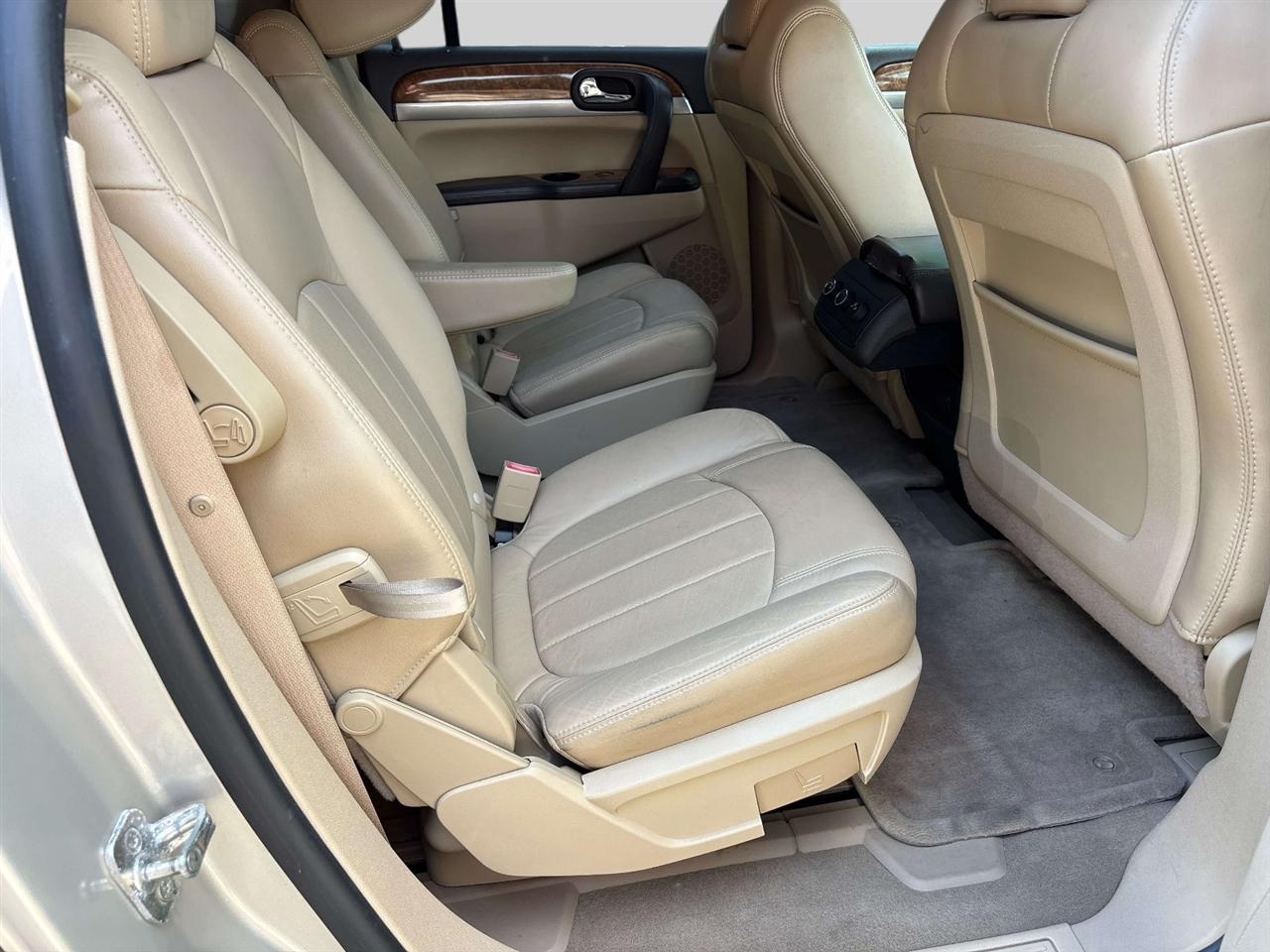 Buick Enclave FWD 4dr CXL-1 2011