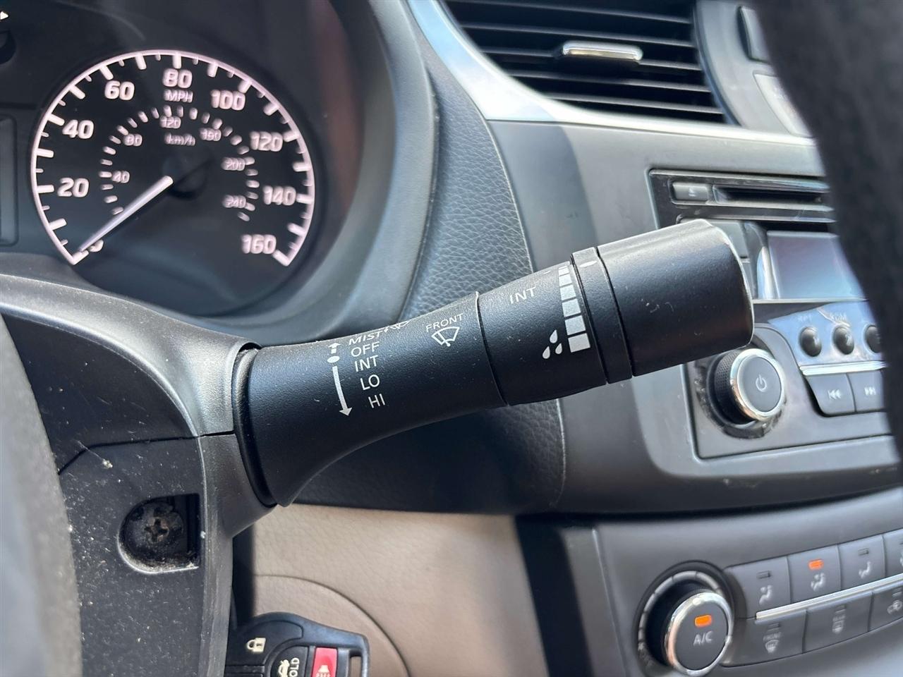 Nissan Sentra S CVT 2017