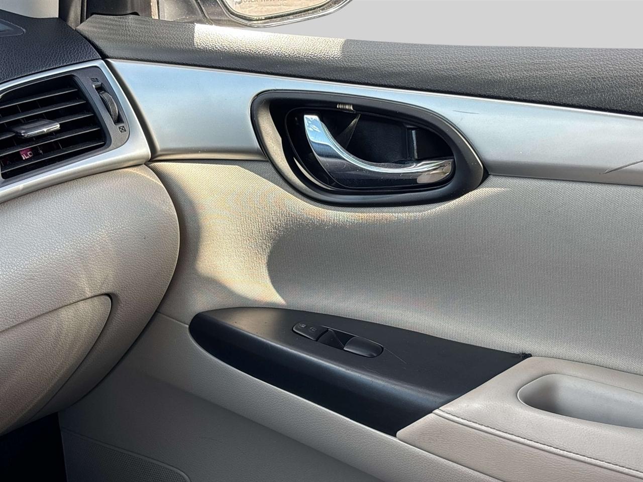 Nissan Sentra S CVT 2017