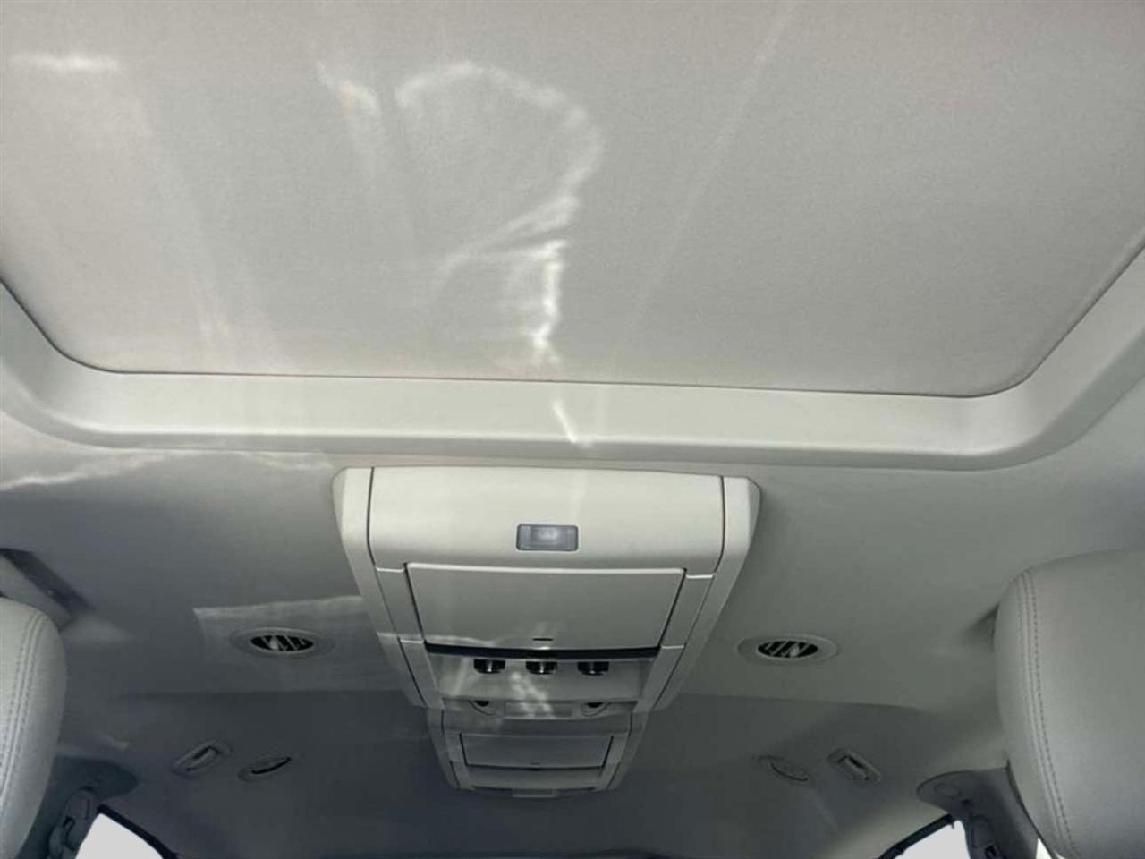 Chrysler Town & Country 4dr Wgn Touring Plus 2010