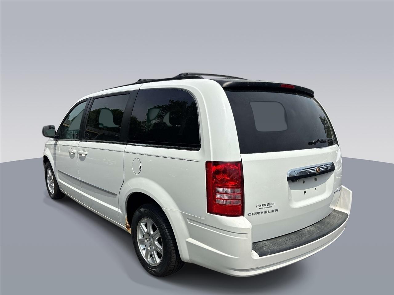Chrysler Town & Country 4dr Wgn Touring Plus 2010