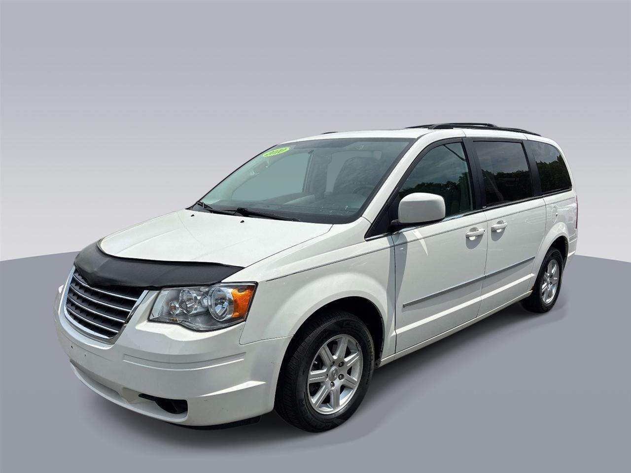 Chrysler Town & Country 4dr Wgn Touring Plus 2010