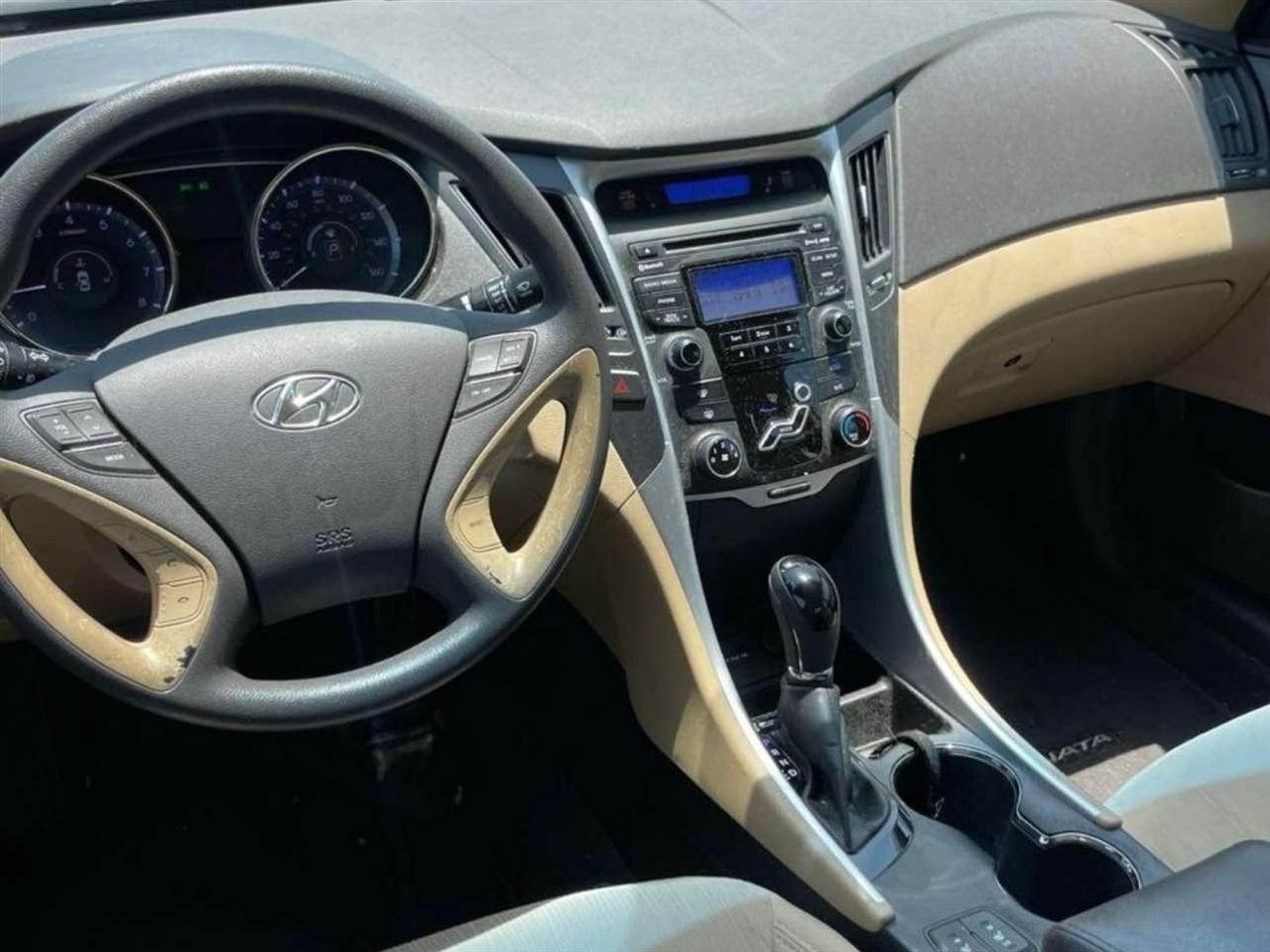 Hyundai Sonata 4dr Sdn 2.4L Auto GLS 2013