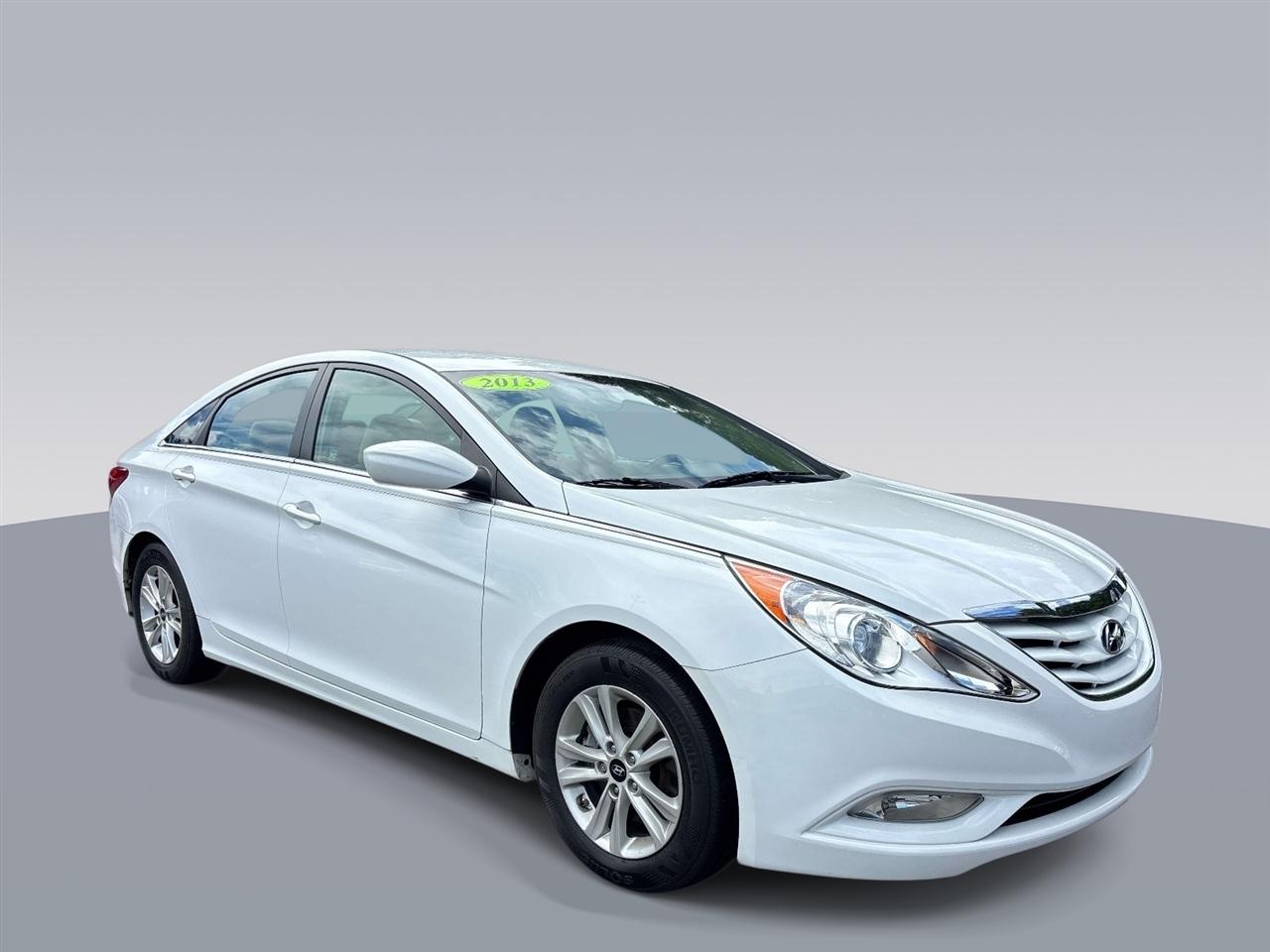 Hyundai Sonata 4dr Sdn 2.4L Auto GLS 2013