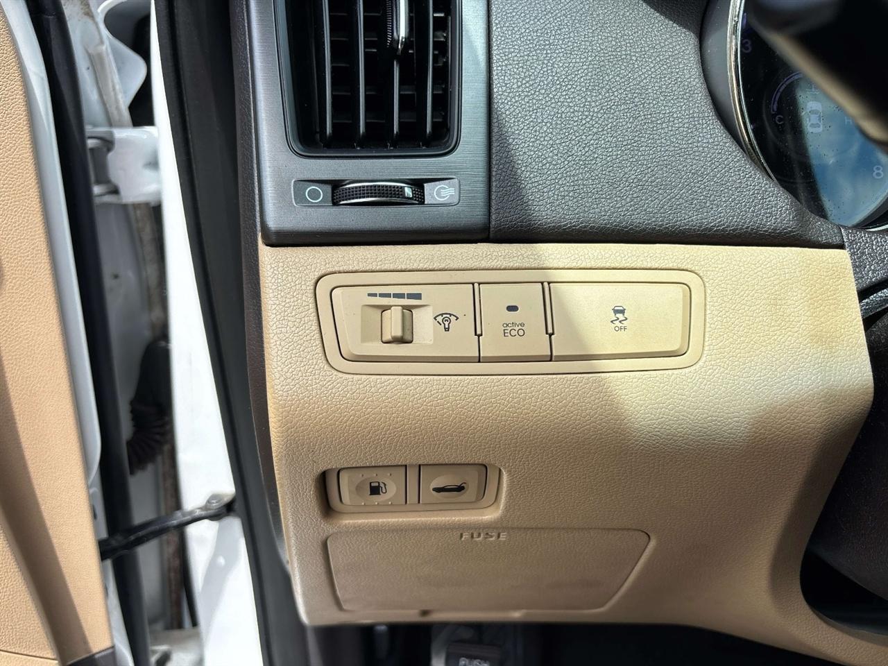Hyundai Sonata 4dr Sdn 2.4L Auto GLS 2013