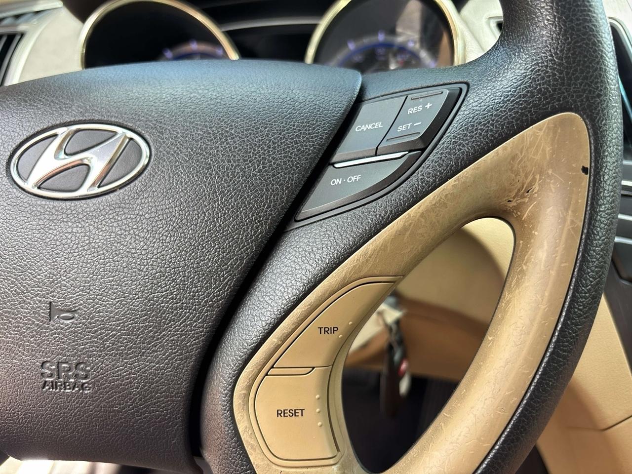 Hyundai Sonata 4dr Sdn 2.4L Auto GLS 2013