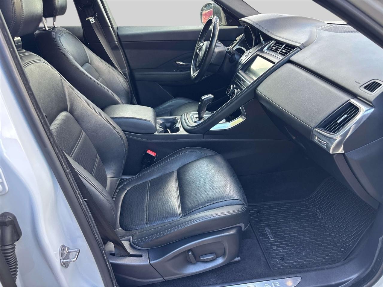 Jaguar E-Pace P300 AWD R-Dynamic S 2018