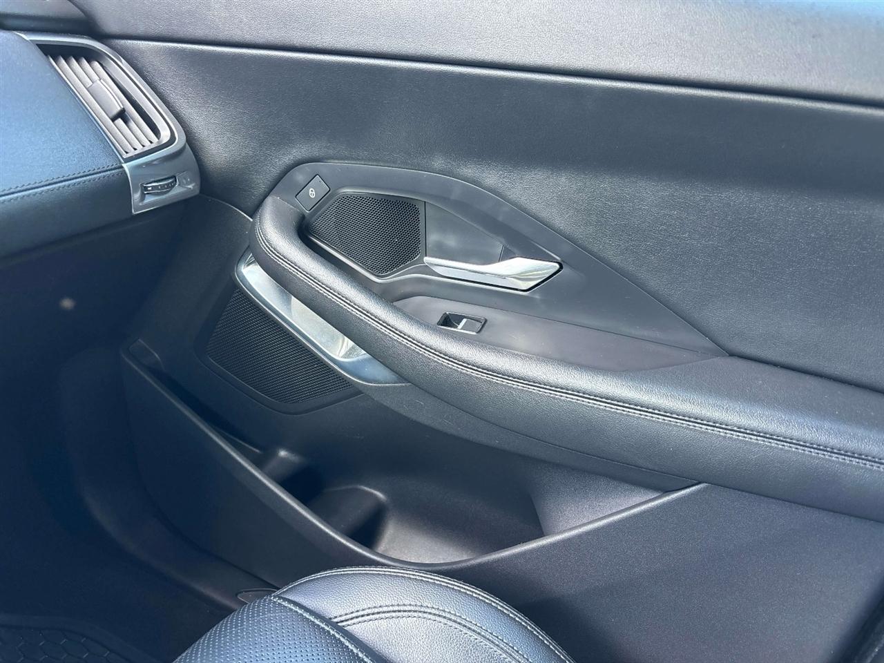 Jaguar E-Pace P300 AWD R-Dynamic S 2018