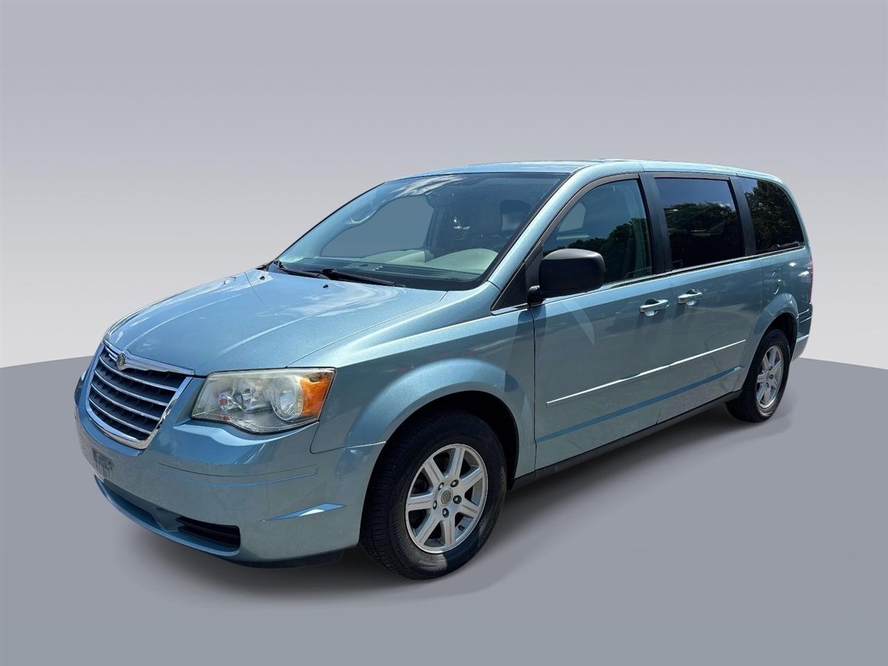 Chrysler Town & Country 4dr Wgn LX 2010