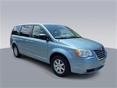 2010 Chrysler Town & Country 