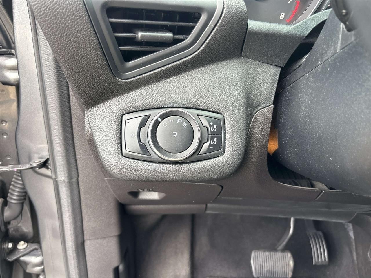 Ford Escape FWD 4dr SE 2014