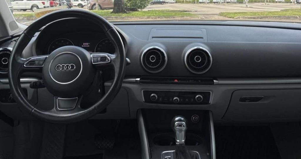 Audi A3 4dr Sdn FWD 1.8T Premium 2016