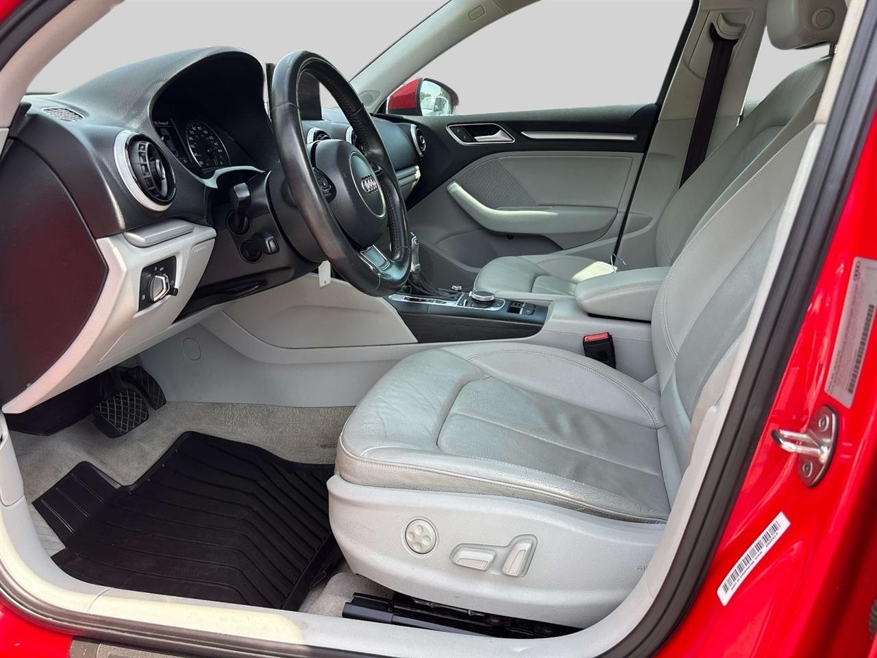 Audi A3 4dr Sdn FWD 1.8T Premium 2016