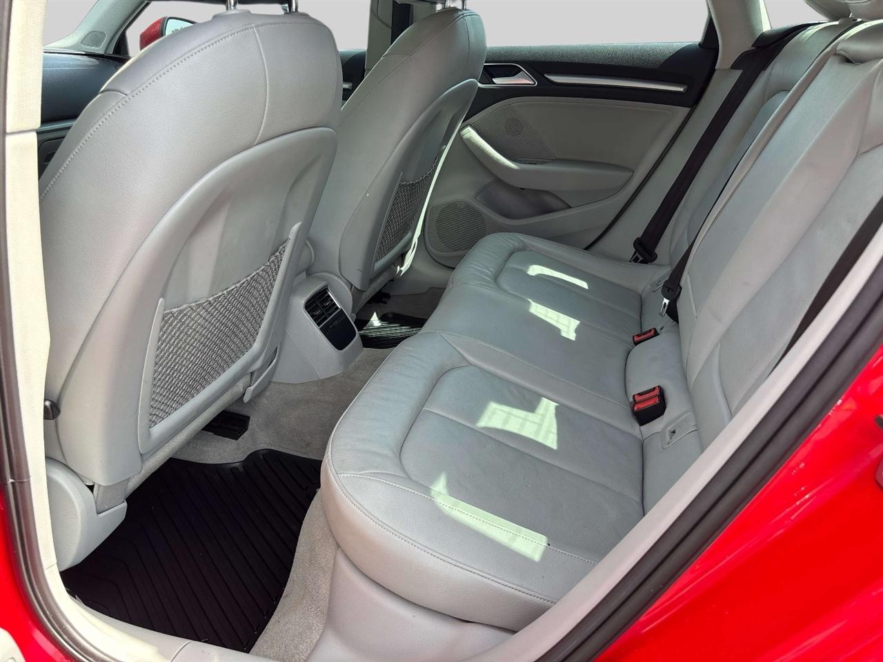 Audi A3 4dr Sdn FWD 1.8T Premium 2016