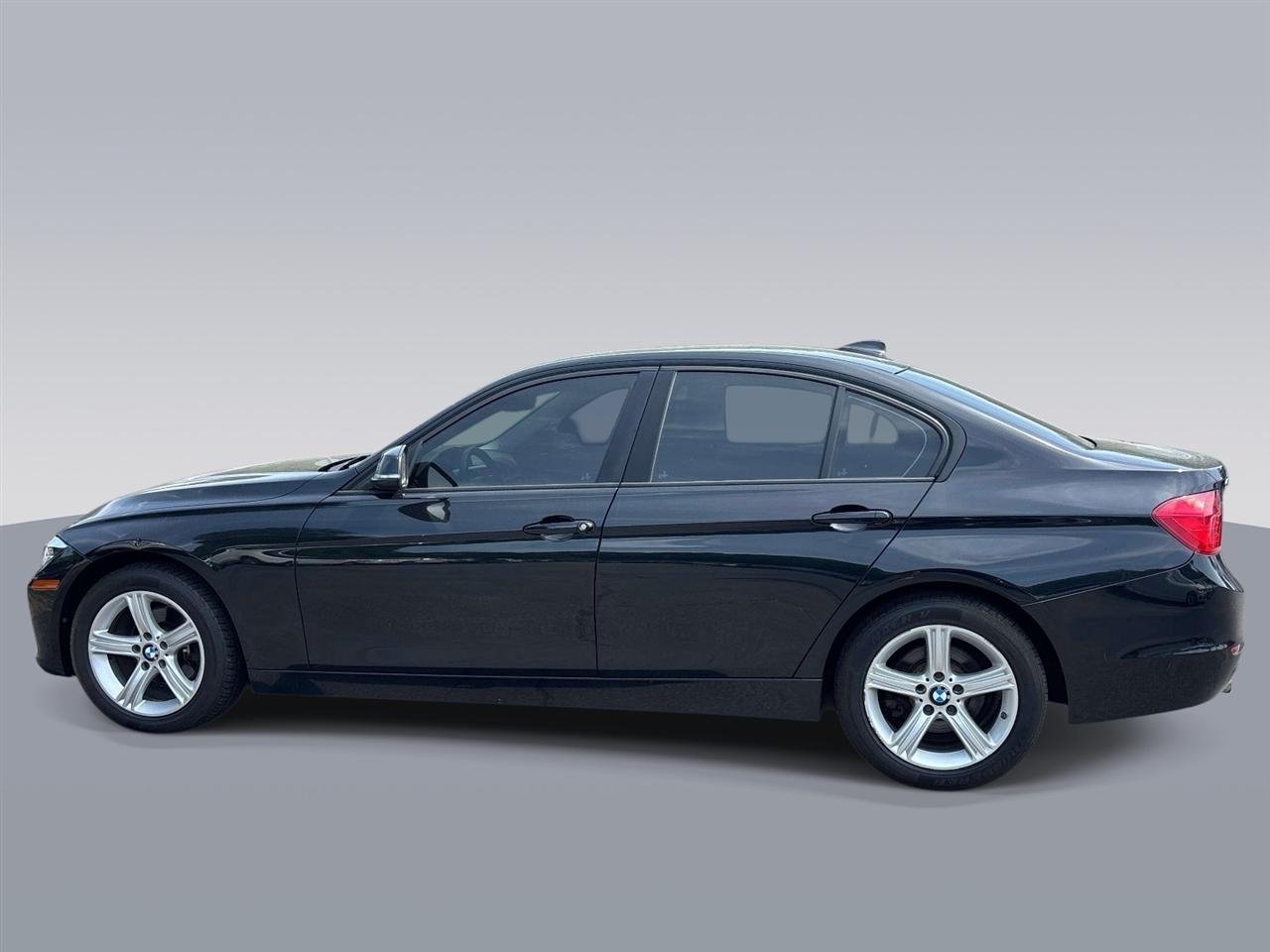 BMW 3 Series 4dr Sdn 328i xDrive AWD SULEV 2014