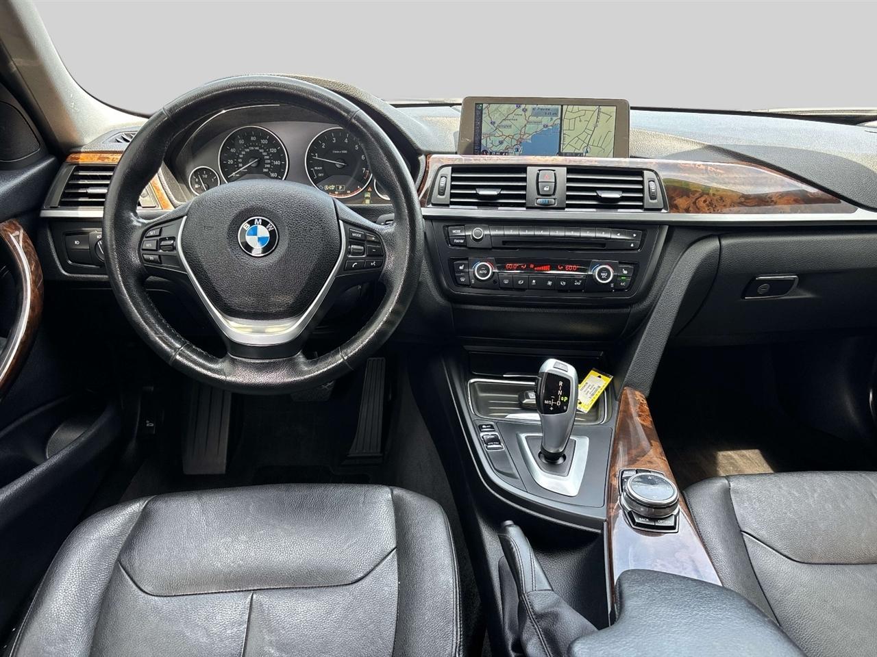 BMW 3 Series 4dr Sdn 328i xDrive AWD SULEV 2014