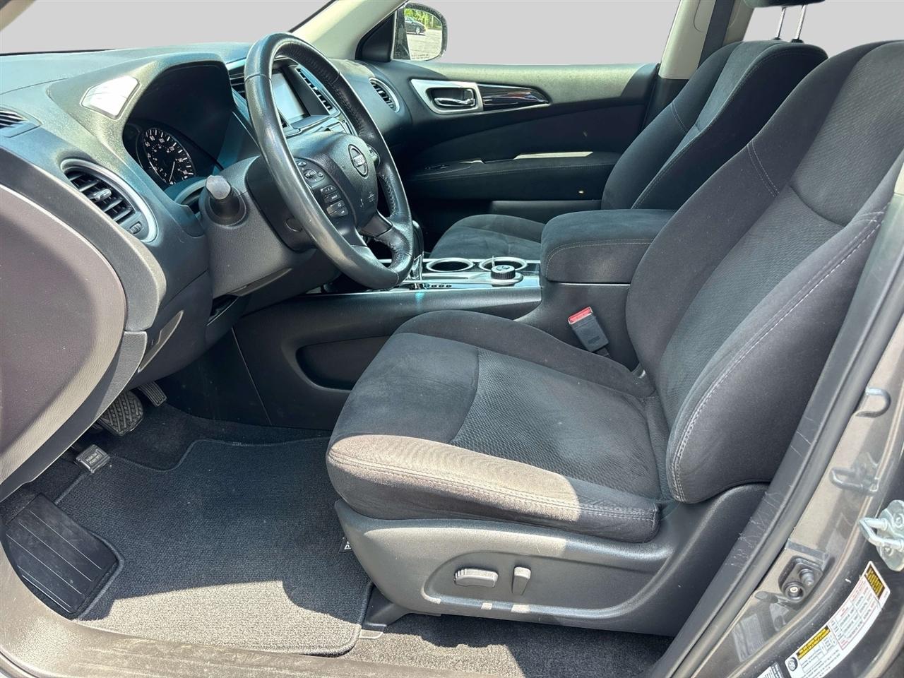 Nissan Pathfinder 4WD 4dr SV *Ltd Avail* 2015