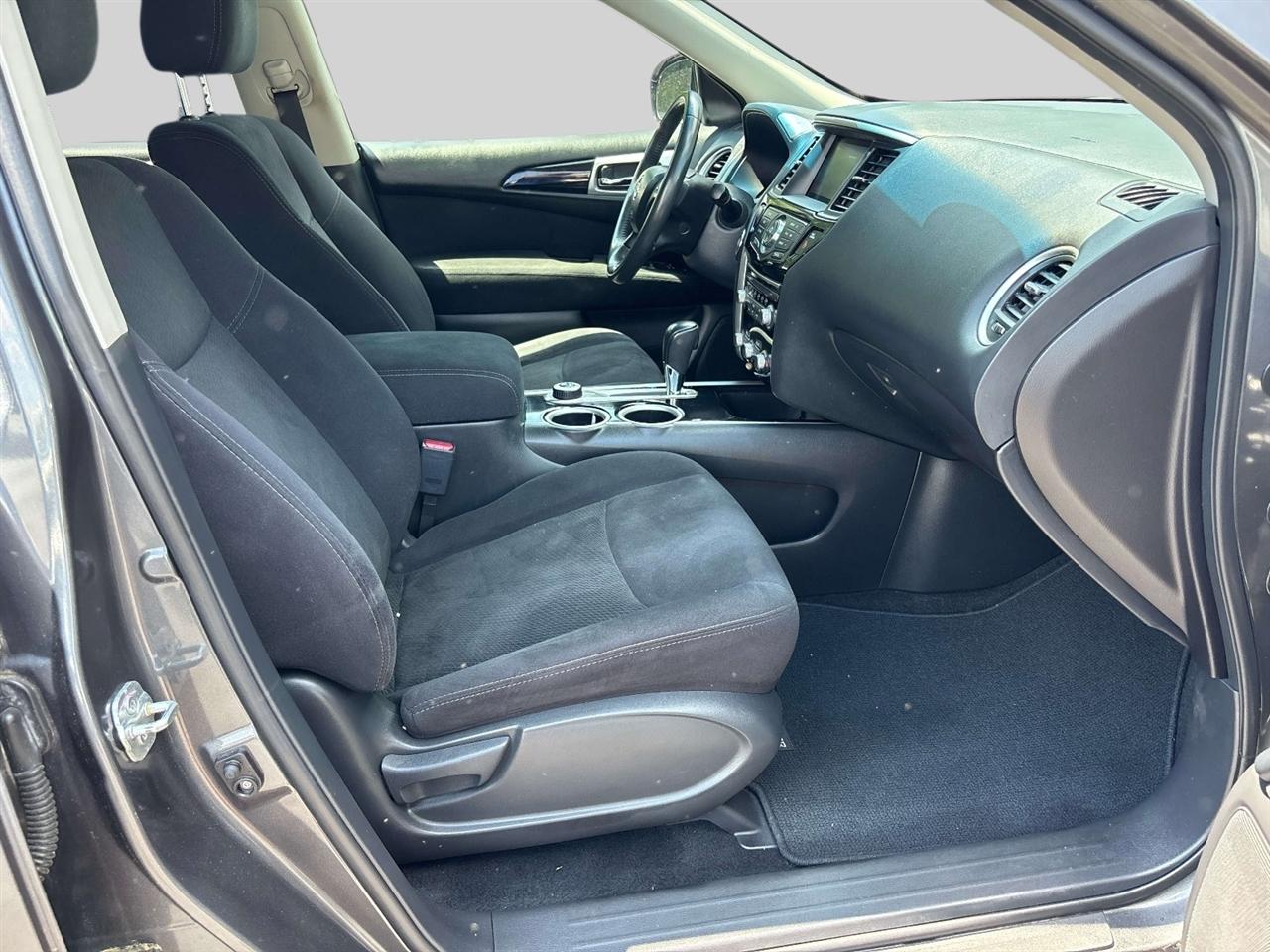 Nissan Pathfinder 4WD 4dr SV *Ltd Avail* 2015