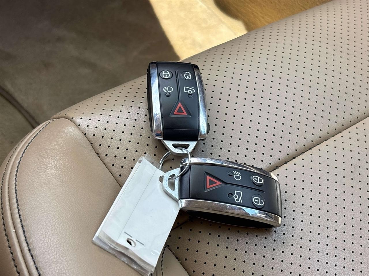 Jaguar XK 2dr Cpe 2012