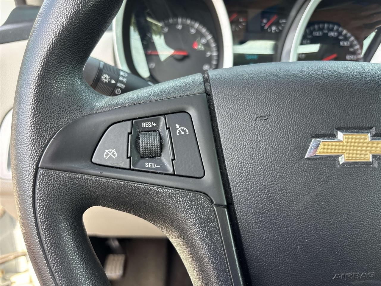 Chevrolet Equinox FWD 4dr LS 2011