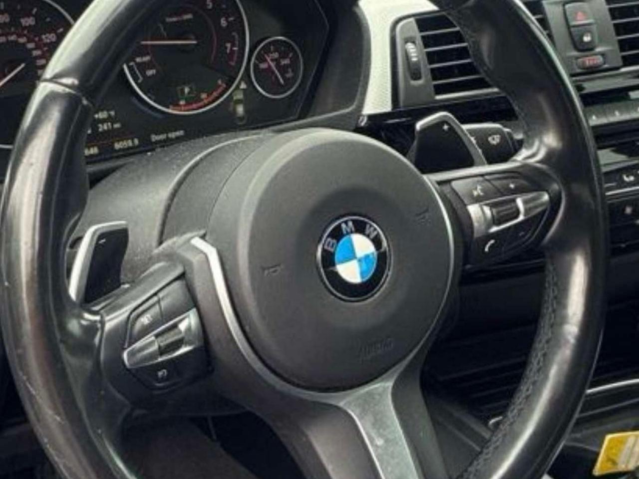 BMW 3 Series 330i xDrive Gran Turismo 2017