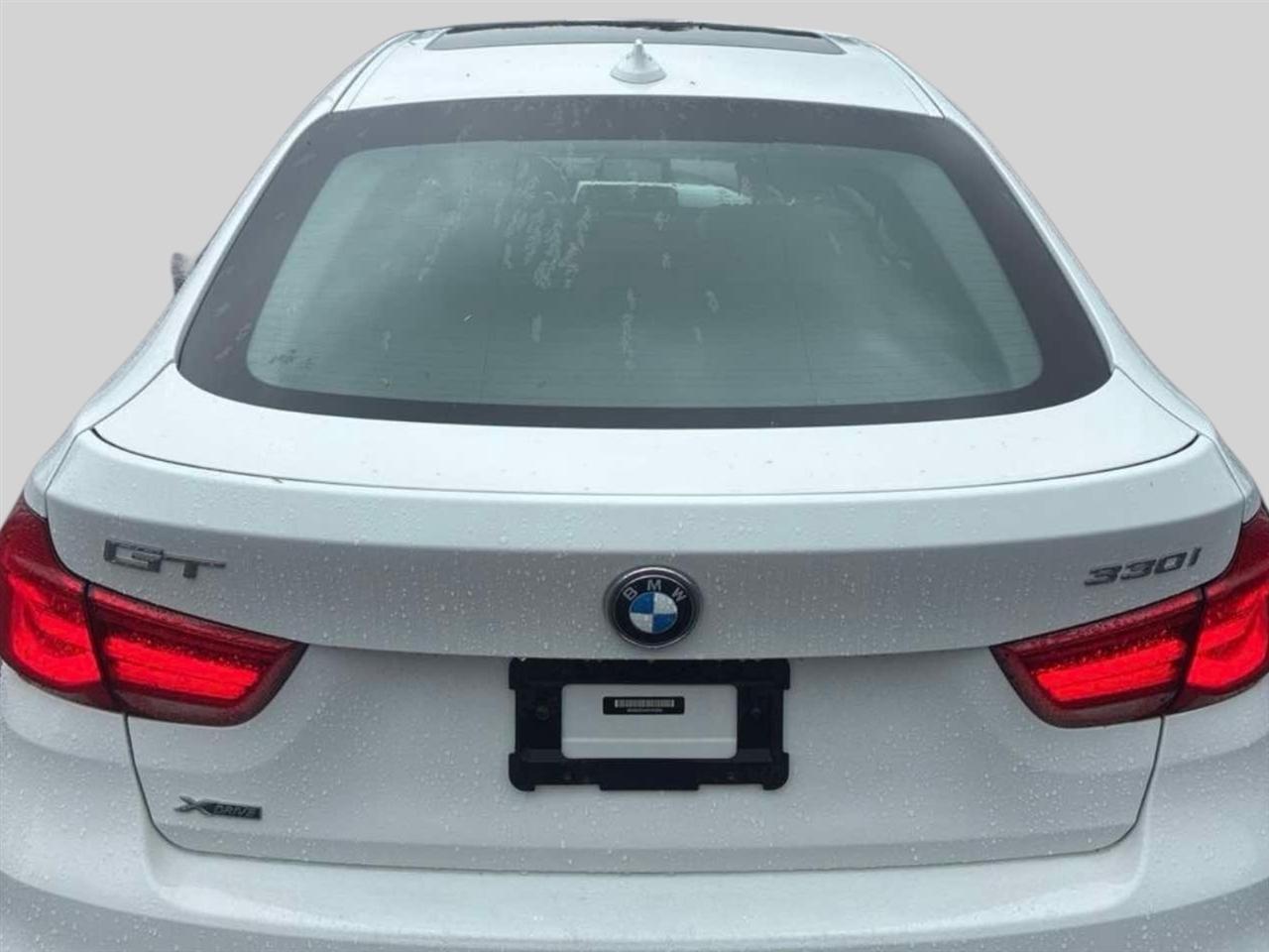 BMW 3 Series 330i xDrive Gran Turismo 2017