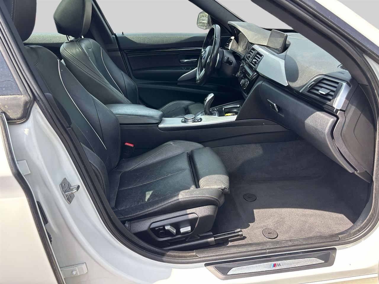 BMW 3 Series 330i xDrive Gran Turismo 2017