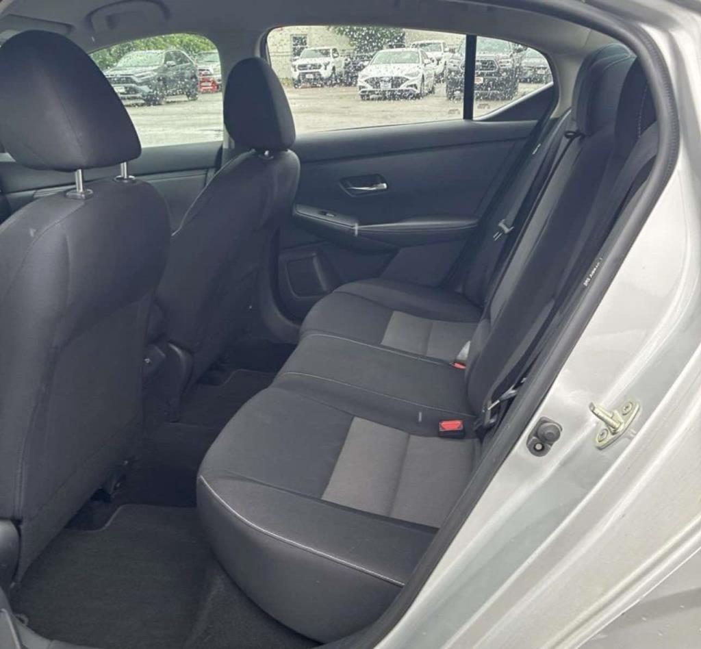 Nissan Sentra SV CVT 2020
