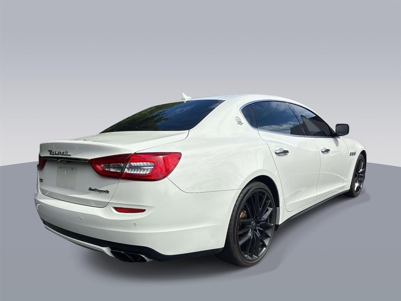 Maserati Quattroporte 4dr Sdn Quattroporte GTS 2014