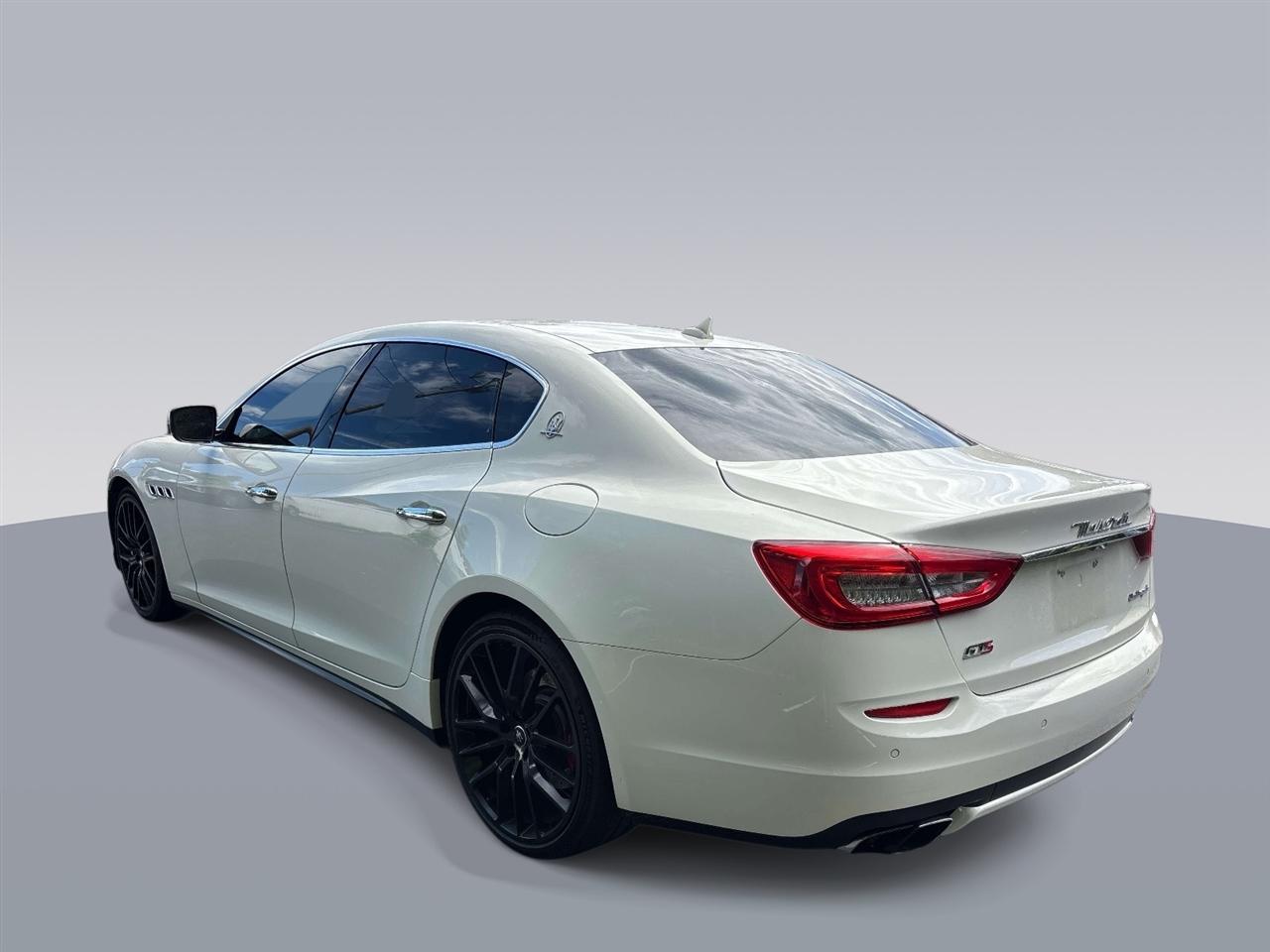 Maserati Quattroporte 4dr Sdn Quattroporte GTS 2014
