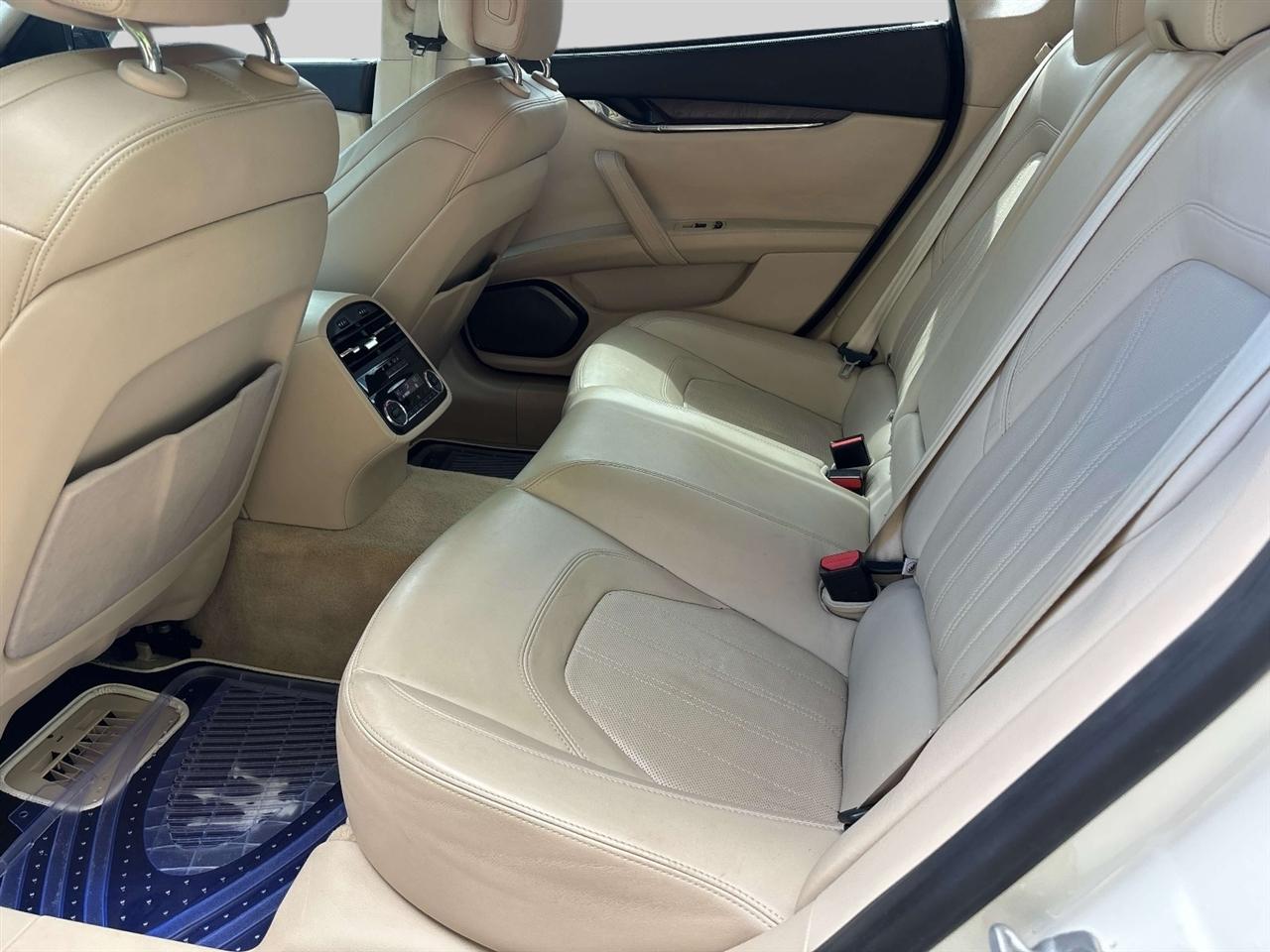 Maserati Quattroporte 4dr Sdn Quattroporte GTS 2014