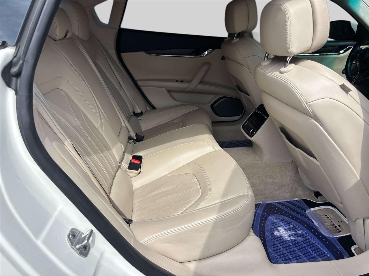 Maserati Quattroporte 4dr Sdn Quattroporte GTS 2014