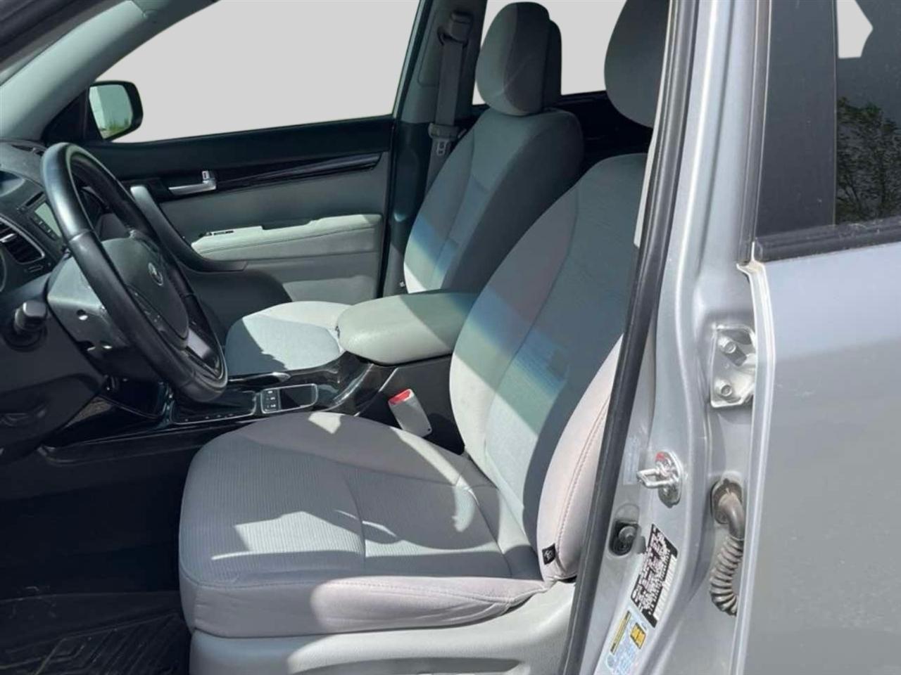 Kia Sorento AWD 4dr V6 LX 2014