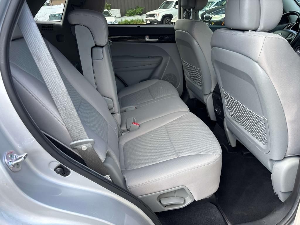 Kia Sorento AWD 4dr V6 LX 2014