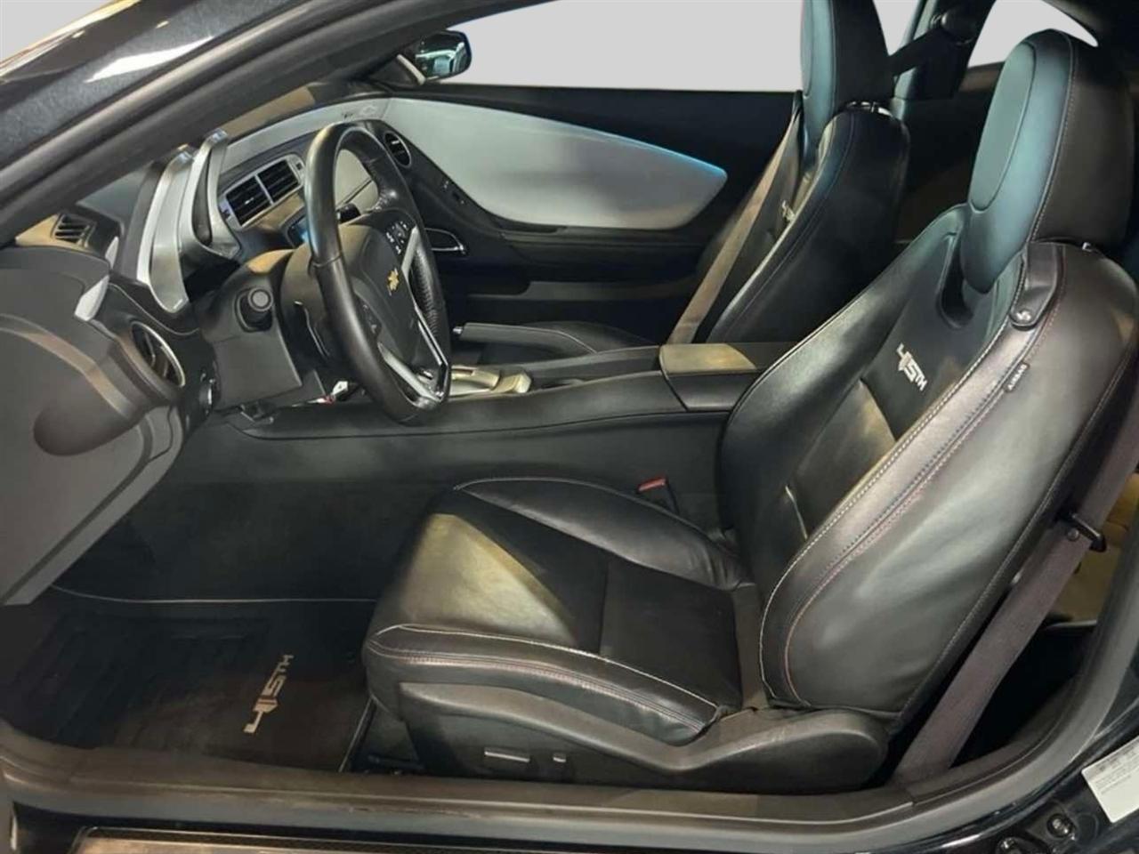 Chevrolet Camaro 2dr Cpe 2LT 2012