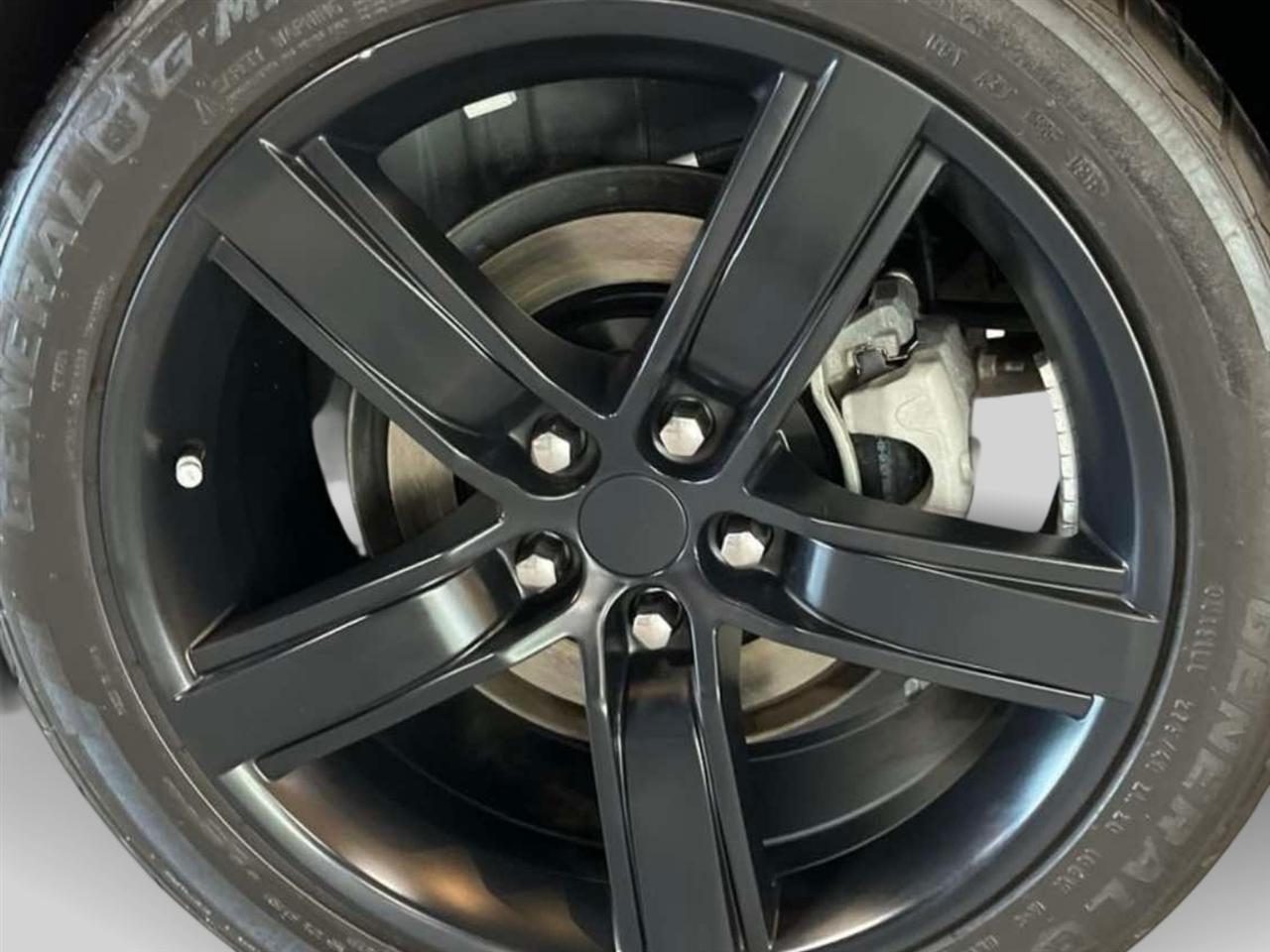 Chevrolet Camaro 2dr Cpe 2LT 2012