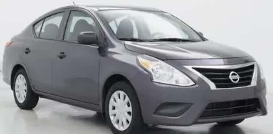 Nissan Versa 4dr Sdn CVT 1.6 S Plus 2015