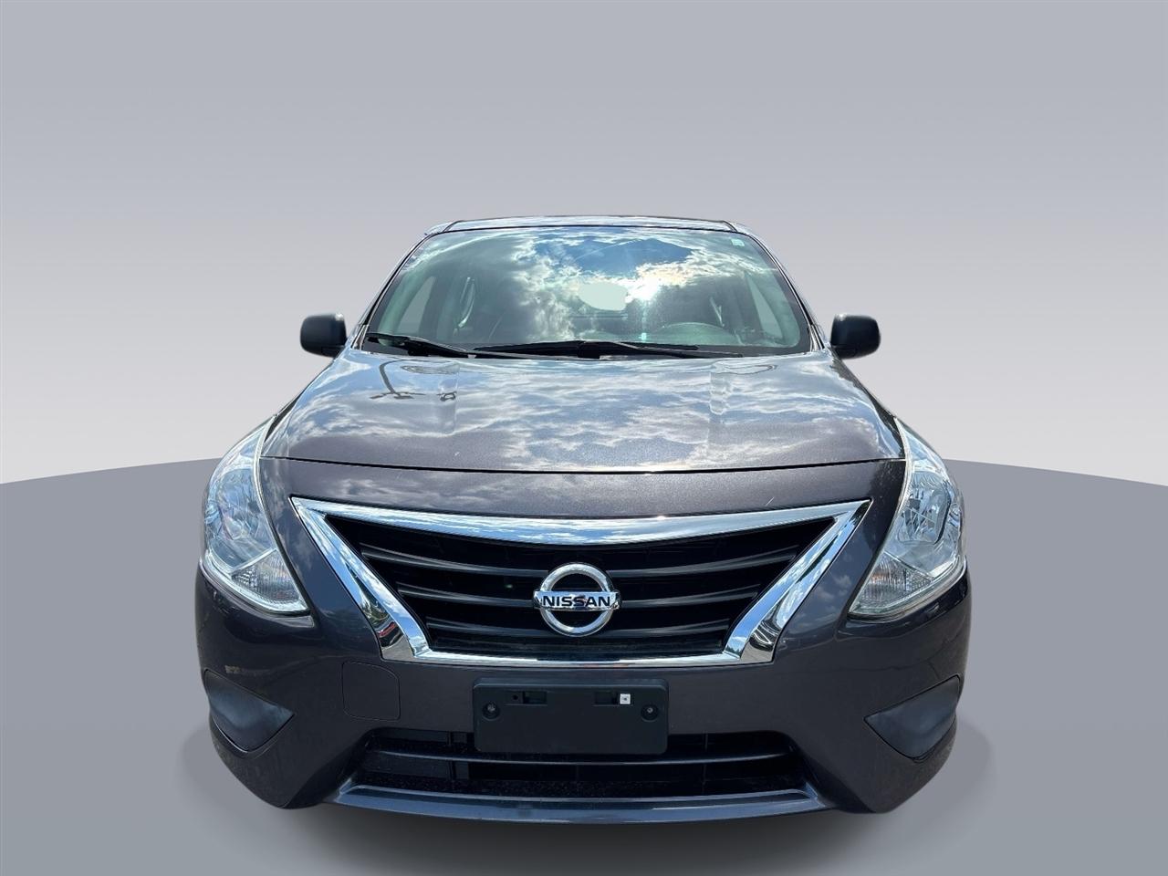 Nissan Versa 4dr Sdn CVT 1.6 S Plus 2015