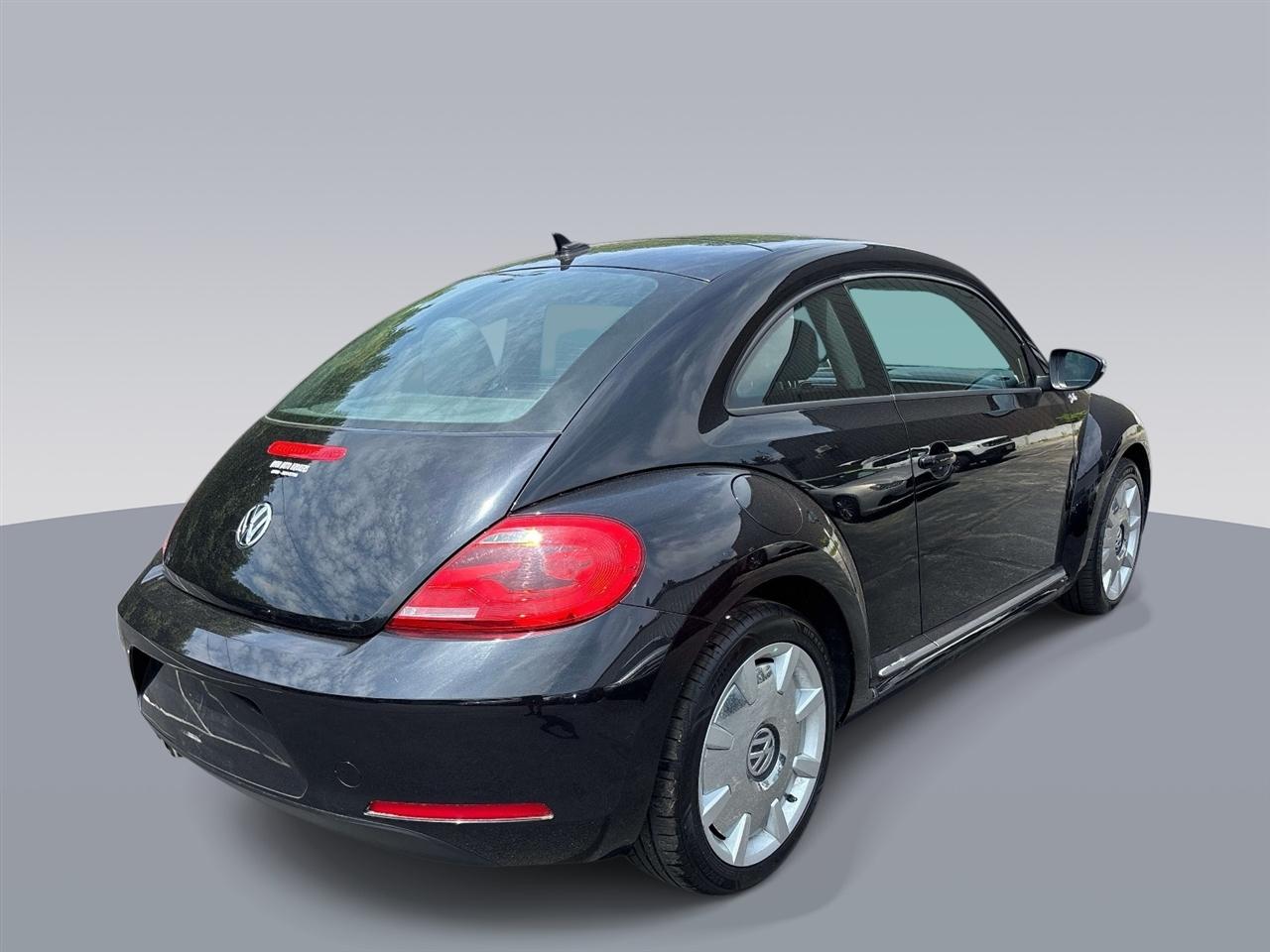 Volkswagen Beetle Coupe 2dr Auto 2.5L PZEV 2013