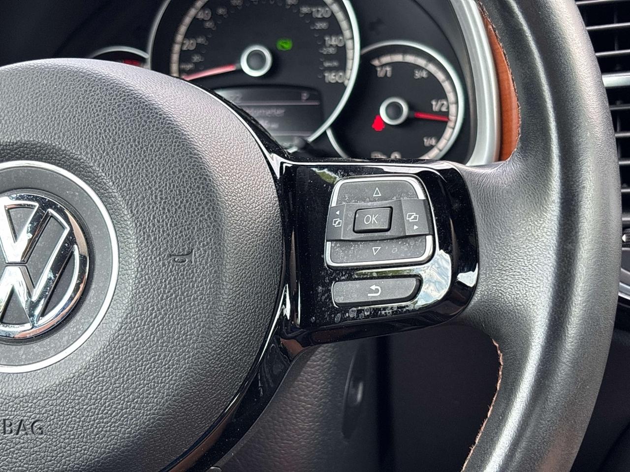 Volkswagen Beetle Coupe 2dr Auto 2.5L PZEV 2013