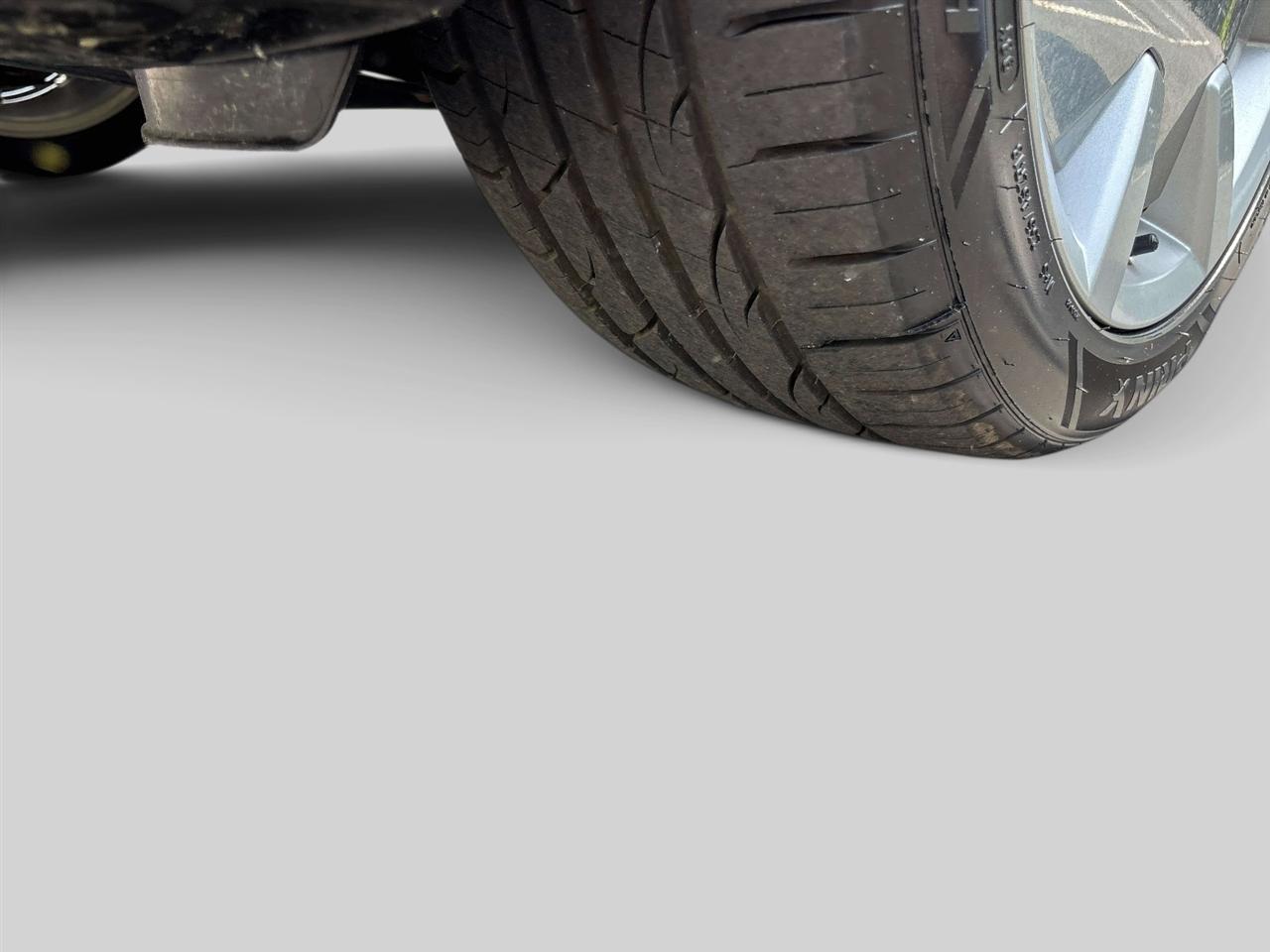 Volkswagen Beetle Coupe 2dr Auto 2.5L PZEV 2013