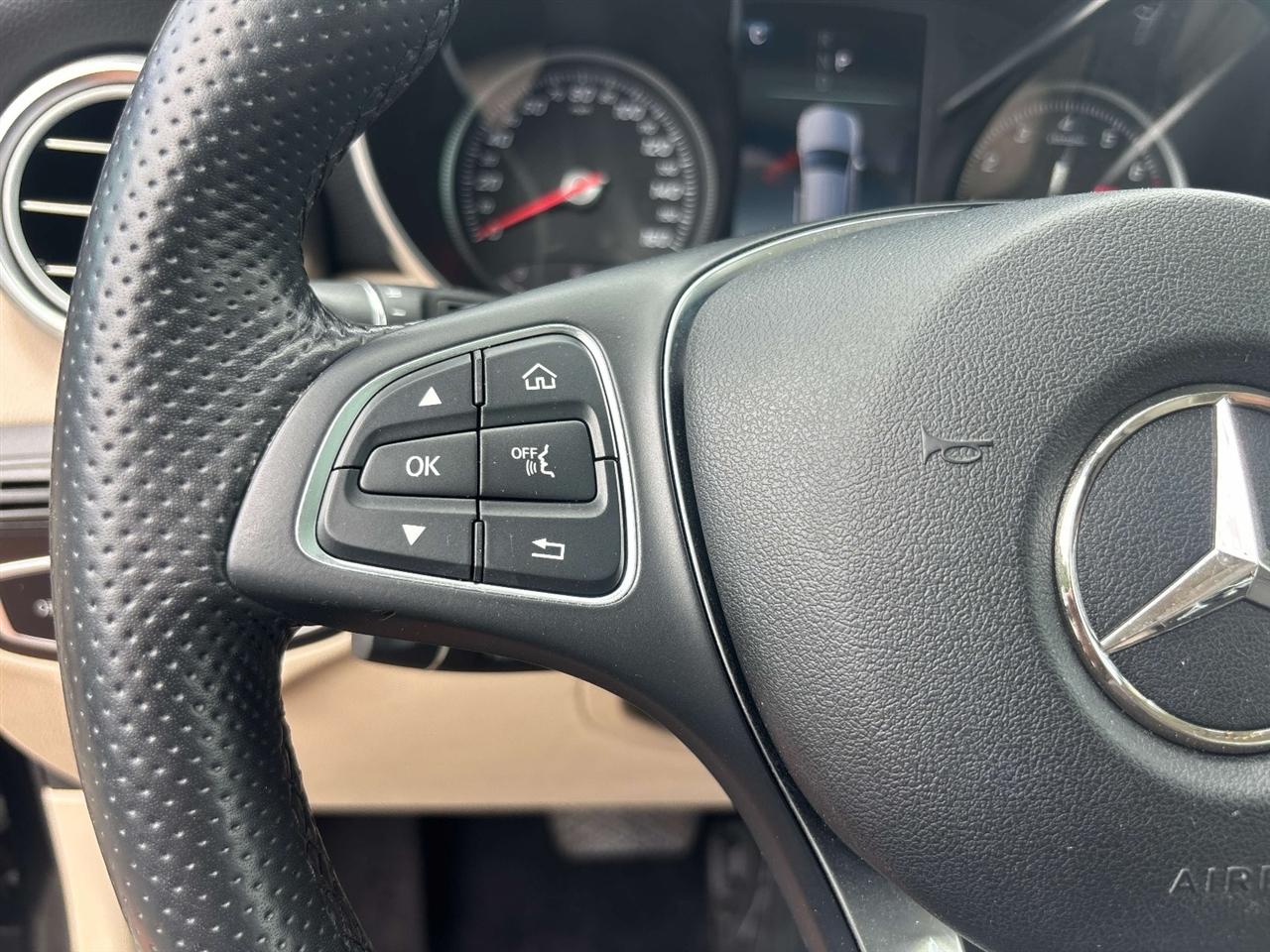Mercedes-Benz GLC GLC 300 4MATIC SUV 2018