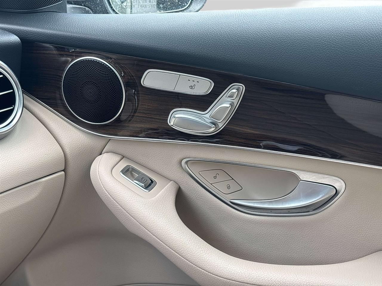 Mercedes-Benz GLC GLC 300 4MATIC SUV 2018