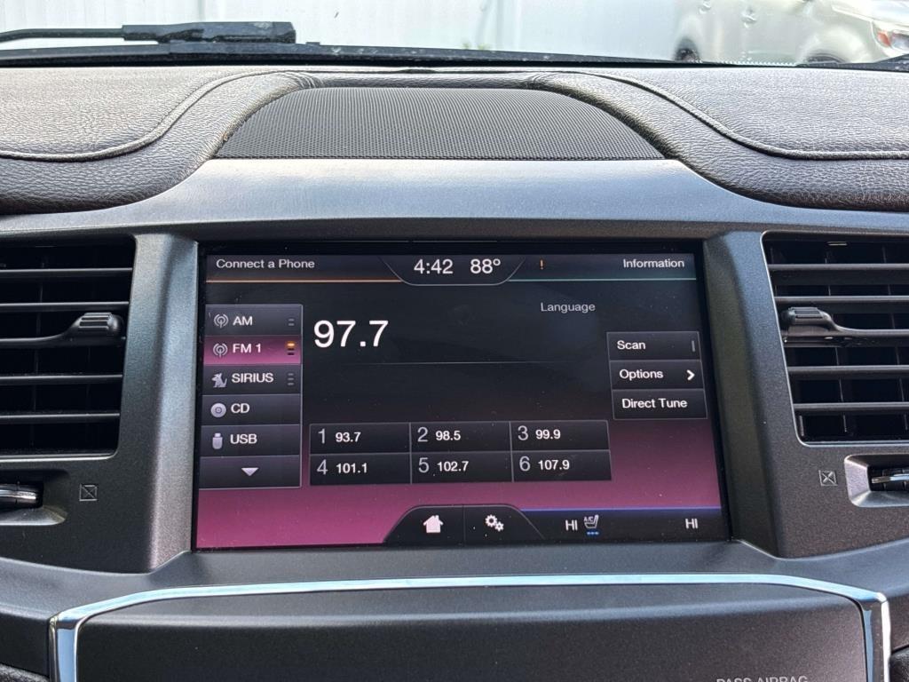 Lincoln MKS 4dr Sdn 3.7L FWD 2013