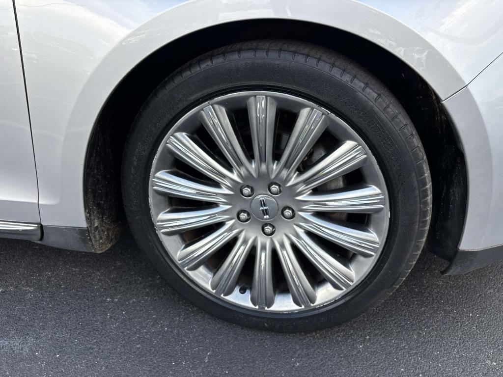 Lincoln MKS 4dr Sdn 3.7L FWD 2013