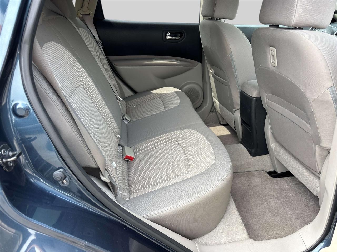 Nissan Rogue AWD 4dr SV 2013