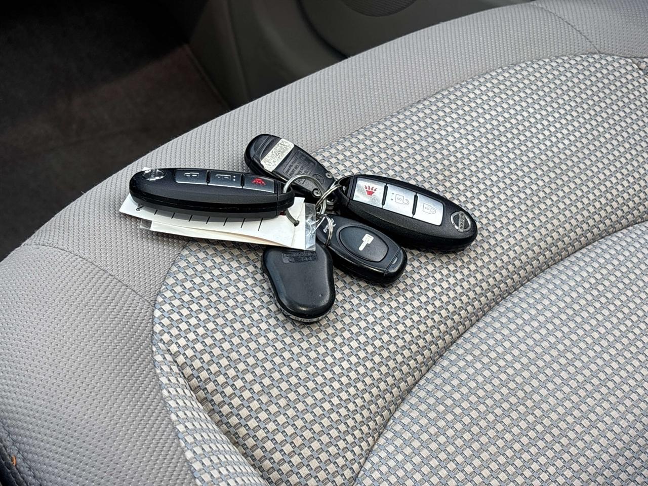 Nissan Rogue AWD 4dr SV 2013
